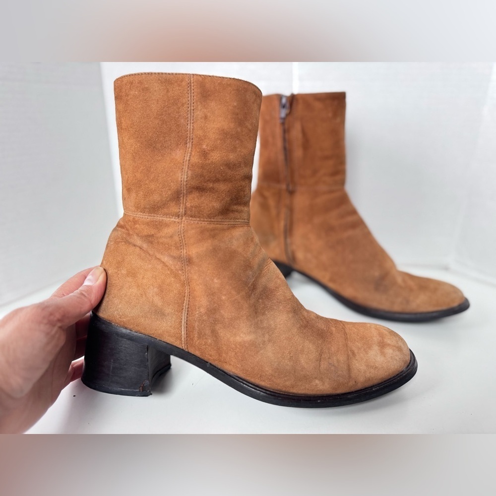 COACH New York Tan Suede Block Heel Square Toe Boots Women’s Size 8.5